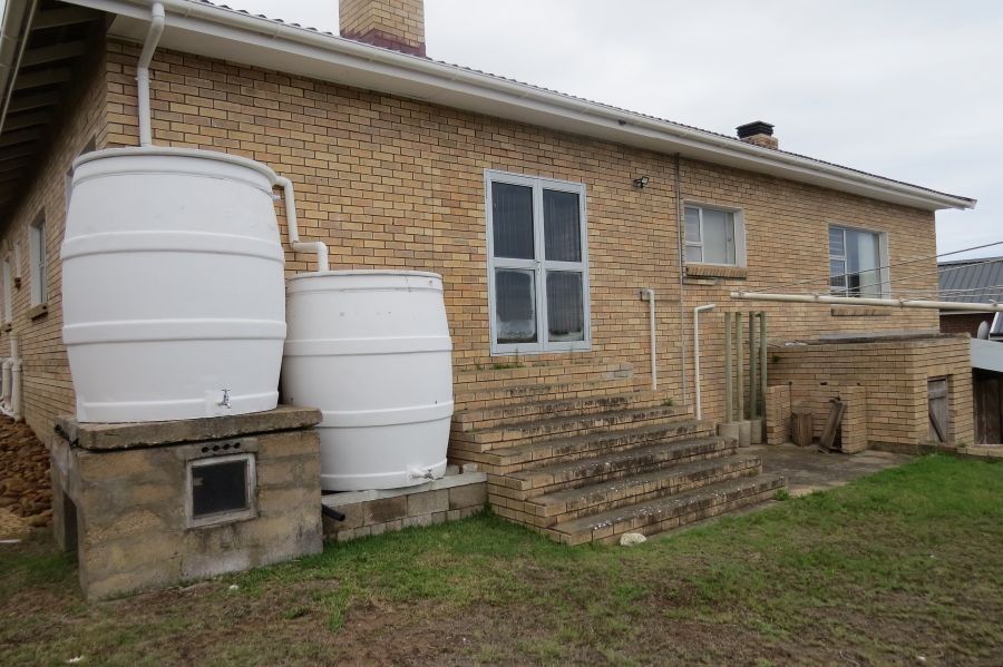 3 Bedroom Property for Sale in Stilbaai Wes Western Cape